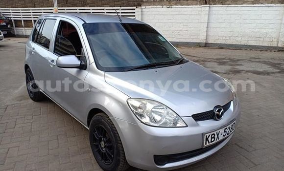 Oofamaa Mazda Atenza Silver Makiinaa iti Nairobi keessatti Nairobi keessatti