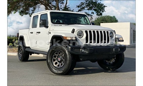 Buy Import Jeep Compass White Car in Import - Dubai in Central Kenya Buy Import Jeep Compass White Car in Import - Dubai in Central Kenya