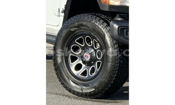 Buy Import Jeep Compass White Car in Import - Dubai in Central Kenya Buy Import Jeep Compass White Car in Import - Dubai in Central Kenya