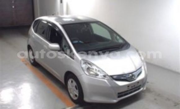 Buy Used Honda Fit Silver Car in Mombasa in Coastal Kenya Buy Used Honda Fit Silver Car in Mombasa in Coastal Kenya