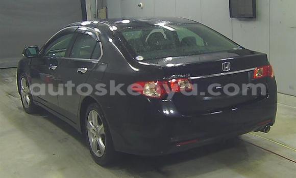 Oofamaa Honda Accord Black Makiinaa iti Mombasa keessatti Coastal Kenya keessatti