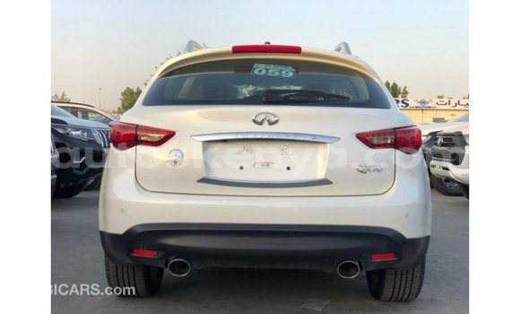 Nunua Imported Infiniti EX Nyeupe Gari ndani ya Import - Dubai nchini Kati Kenya Nunua Imported Infiniti EX Nyeupe Gari ndani ya Import - Dubai nchini Kati Kenya