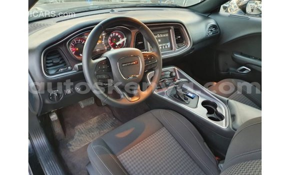 Imported Dodge Challenger Black Makiinaa iti Import - Dubai keessatti Central Kenya keessatti Imported Dodge Challenger Black Makiinaa iti Import - Dubai keessatti Central Kenya keessatti