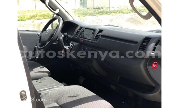 Buy Import Toyota Hiace White Car in Import - Dubai in Central Kenya Buy Import Toyota Hiace White Car in Import - Dubai in Central Kenya