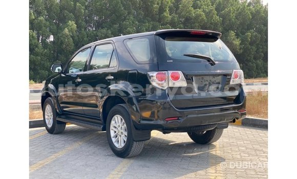 Imported Toyota Fortuner Black Makiinaa iti Import - Dubai keessatti Central Kenya keessatti Imported Toyota Fortuner Black Makiinaa iti Import - Dubai keessatti Central Kenya keessatti