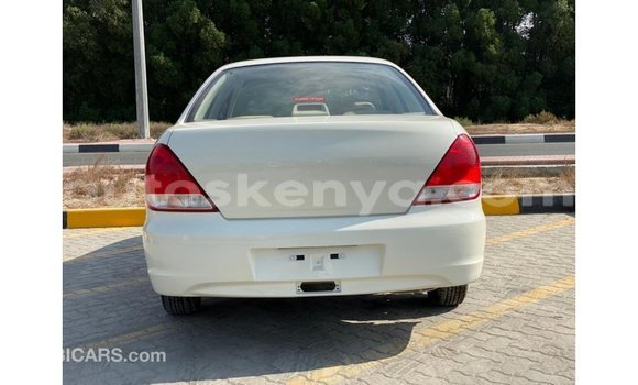 Nunua Imported Nissan Sunny Nyeupe Gari ndani ya Import - Dubai nchini Kati Kenya Nunua Imported Nissan Sunny Nyeupe Gari ndani ya Import - Dubai nchini Kati Kenya