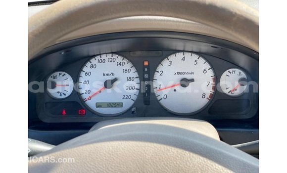 Nunua Imported Nissan Sunny Nyeupe Gari ndani ya Import - Dubai nchini Kati Kenya Nunua Imported Nissan Sunny Nyeupe Gari ndani ya Import - Dubai nchini Kati Kenya