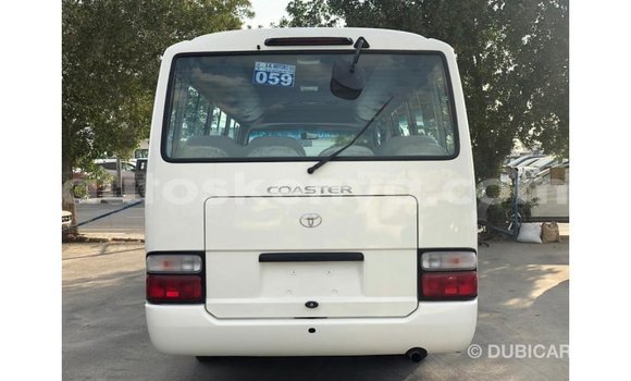 Imported Toyota Coaster White Makiinaa iti Import - Dubai keessatti Central Kenya keessatti Imported Toyota Coaster White Makiinaa iti Import - Dubai keessatti Central Kenya keessatti
