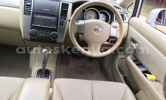 Oofamaa Nissan tiida Silver Makiinaa iti Nairobi keessatti Nairobi keessatti Oofamaa Nissan tiida Silver Makiinaa iti Nairobi keessatti Nairobi keessatti