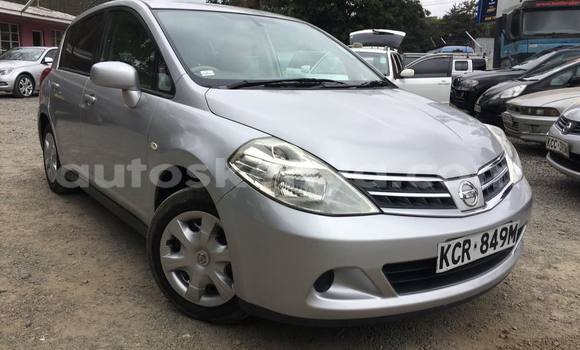 Oofamaa Nissan tiida Silver Makiinaa iti Nairobi keessatti Nairobi keessatti Oofamaa Nissan tiida Silver Makiinaa iti Nairobi keessatti Nairobi keessatti