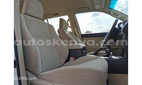 Nunua Imported Toyota Prado Nyeupe Gari ndani ya Import - Dubai nchini Kati Kenya Nunua Imported Toyota Prado Nyeupe Gari ndani ya Import - Dubai nchini Kati Kenya