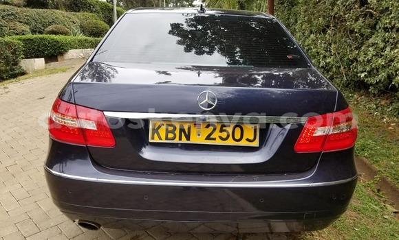 Oofamaa Mercedes‒Benz S–Class Blue Makiinaa iti Nairobi keessatti Nairobi keessatti Oofamaa Mercedes‒Benz S–Class Blue Makiinaa iti Nairobi keessatti Nairobi keessatti