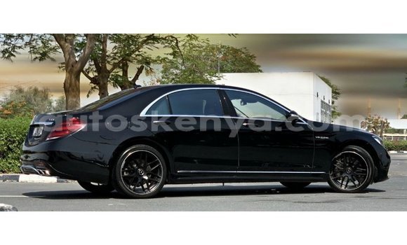 Nunua Imported Mercedes‒Benz 1117 Nyeusi Lori ndani ya Import - Dubai nchini Kati Kenya Nunua Imported Mercedes‒Benz 1117 Nyeusi Lori ndani ya Import - Dubai nchini Kati Kenya