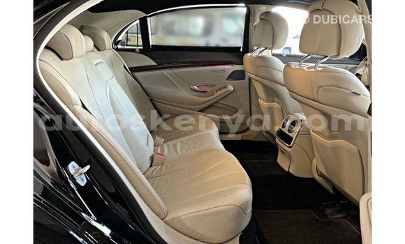 Nunua Imported Mercedes‒Benz 1117 Nyeusi Lori ndani ya Import - Dubai nchini Kati Kenya Nunua Imported Mercedes‒Benz 1117 Nyeusi Lori ndani ya Import - Dubai nchini Kati Kenya