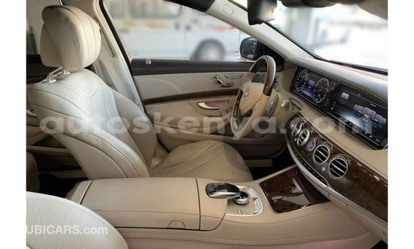 Nunua Imported Mercedes‒Benz 1117 Nyeusi Lori ndani ya Import - Dubai nchini Kati Kenya Nunua Imported Mercedes‒Benz 1117 Nyeusi Lori ndani ya Import - Dubai nchini Kati Kenya