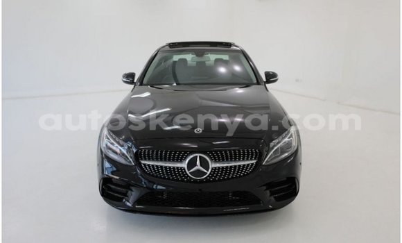 Imported Mercedes‒Benz 1117 Black Netiree iti Import - Dubai keessatti Central Kenya keessatti