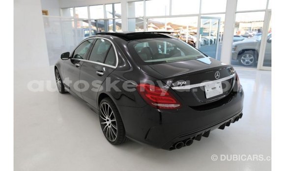 Imported Mercedes‒Benz 1117 Black Netiree iti Import - Dubai keessatti Central Kenya keessatti Imported Mercedes‒Benz 1117 Black Netiree iti Import - Dubai keessatti Central Kenya keessatti