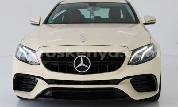 Imported Mercedes‒Benz 2024 Beige Netiree iti Import - Dubai keessatti Central Kenya keessatti