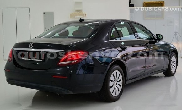 Buy Import Mercedes‒Benz 1117 Black Truck in Import - Dubai in Central Kenya Buy Import Mercedes‒Benz 1117 Black Truck in Import - Dubai in Central Kenya