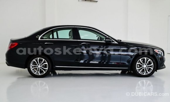 Imported Mercedes‒Benz 1117 Black Netiree iti Import - Dubai keessatti Central Kenya keessatti Imported Mercedes‒Benz 1117 Black Netiree iti Import - Dubai keessatti Central Kenya keessatti