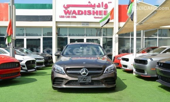 Nunua Imported Mercedes‒Benz 1117 Brown Lori ndani ya Import - Dubai nchini Kati Kenya Nunua Imported Mercedes‒Benz 1117 Brown Lori ndani ya Import - Dubai nchini Kati Kenya