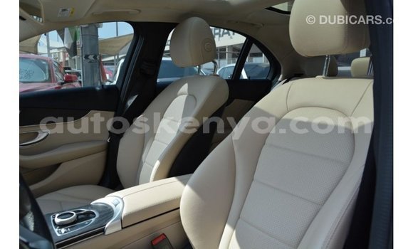 Nunua Imported Mercedes‒Benz 1117 Brown Lori ndani ya Import - Dubai nchini Kati Kenya Nunua Imported Mercedes‒Benz 1117 Brown Lori ndani ya Import - Dubai nchini Kati Kenya