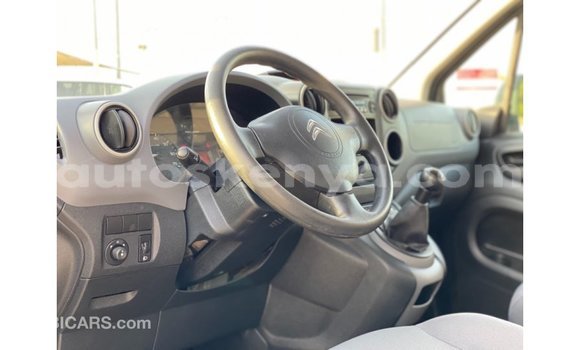 Imported Citroen Berlingo White Netiree iti Import - Dubai keessatti Central Kenya keessatti Imported Citroen Berlingo White Netiree iti Import - Dubai keessatti Central Kenya keessatti