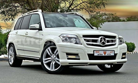 Imported Mercedes‒Benz 1117 White Netiree iti Import - Dubai keessatti Central Kenya keessatti