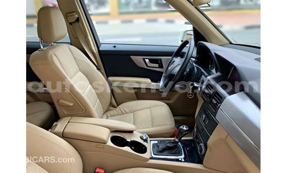 Nunua Imported Mercedes‒Benz 1117 Nyeupe Lori ndani ya Import - Dubai nchini Kati Kenya Nunua Imported Mercedes‒Benz 1117 Nyeupe Lori ndani ya Import - Dubai nchini Kati Kenya
