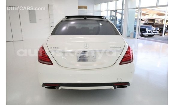 Imported Mercedes‒Benz 117 White Netiree iti Import - Dubai keessatti Central Kenya keessatti Imported Mercedes‒Benz 117 White Netiree iti Import - Dubai keessatti Central Kenya keessatti