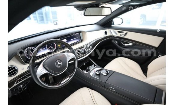 Imported Mercedes‒Benz 117 White Netiree iti Import - Dubai keessatti Central Kenya keessatti Imported Mercedes‒Benz 117 White Netiree iti Import - Dubai keessatti Central Kenya keessatti