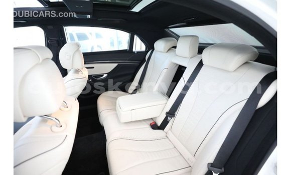 Imported Mercedes‒Benz 117 White Netiree iti Import - Dubai keessatti Central Kenya keessatti Imported Mercedes‒Benz 117 White Netiree iti Import - Dubai keessatti Central Kenya keessatti