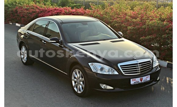 Buy Import Mercedes‒Benz 200 Blue Car in Import - Dubai in Central Kenya Buy Import Mercedes‒Benz 200 Blue Car in Import - Dubai in Central Kenya