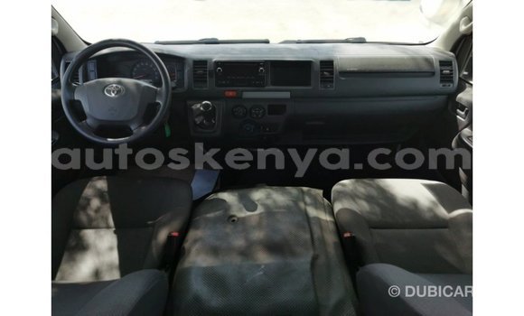 Imported Toyota Hiace White Makiinaa iti Import - Dubai keessatti Central Kenya keessatti Imported Toyota Hiace White Makiinaa iti Import - Dubai keessatti Central Kenya keessatti