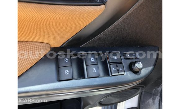 Nunua Imported Toyota Fortuner Nyeupe Gari ndani ya Import - Dubai nchini Kati Kenya Nunua Imported Toyota Fortuner Nyeupe Gari ndani ya Import - Dubai nchini Kati Kenya