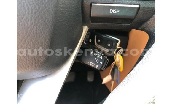 Nunua Imported Toyota Fortuner Nyeupe Gari ndani ya Import - Dubai nchini Kati Kenya Nunua Imported Toyota Fortuner Nyeupe Gari ndani ya Import - Dubai nchini Kati Kenya