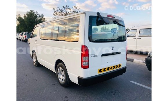 Buy Import Toyota Hiace White Car in Import - Dubai in Central Kenya Buy Import Toyota Hiace White Car in Import - Dubai in Central Kenya