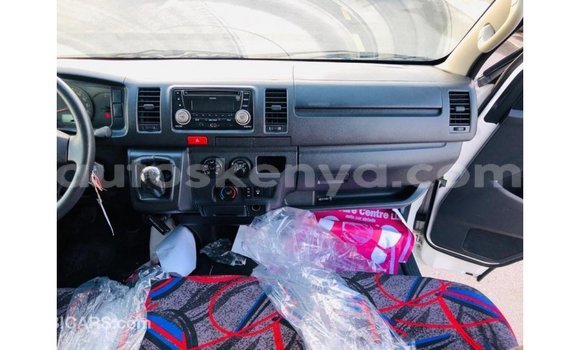 Buy Import Toyota Hiace White Car in Import - Dubai in Central Kenya Buy Import Toyota Hiace White Car in Import - Dubai in Central Kenya