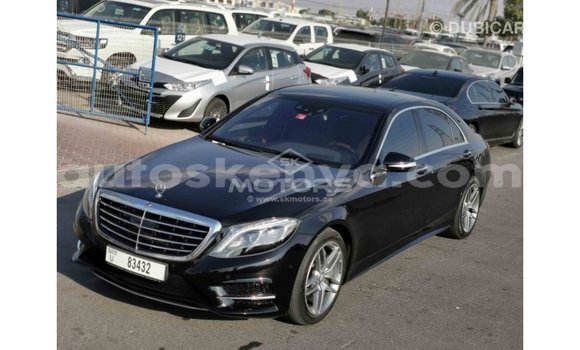 Buy Import Mercedes‒Benz 1117 Black Truck in Import - Dubai in Central Kenya Buy Import Mercedes‒Benz 1117 Black Truck in Import - Dubai in Central Kenya