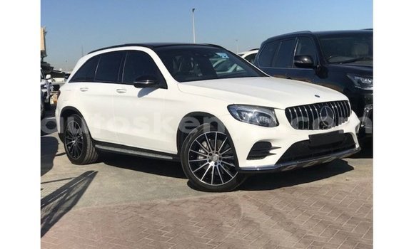 Buy Import Mercedes‒Benz 250 White Car in Import - Dubai in Central Kenya Buy Import Mercedes‒Benz 250 White Car in Import - Dubai in Central Kenya