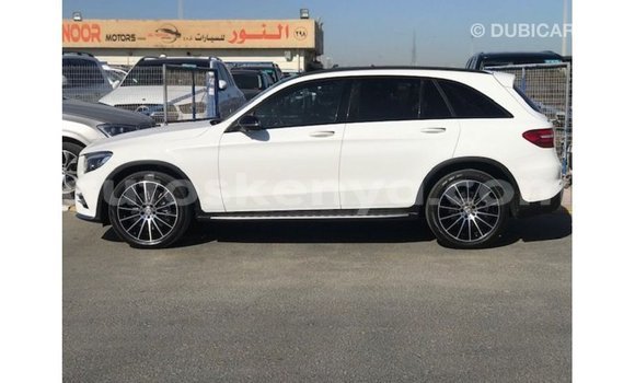 Buy Import Mercedes‒Benz 250 White Car in Import - Dubai in Central Kenya Buy Import Mercedes‒Benz 250 White Car in Import - Dubai in Central Kenya