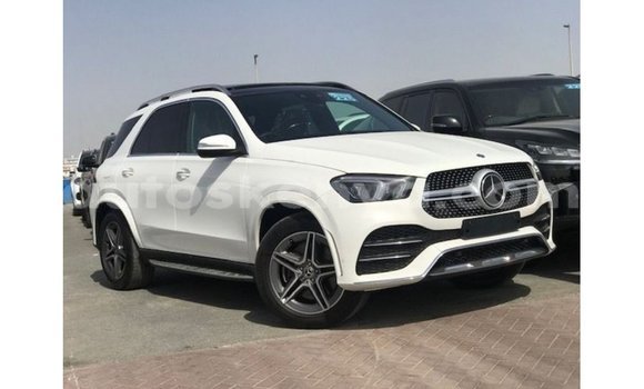 Imported Mercedes‒Benz GLE White Makiinaa iti Import - Dubai keessatti Central Kenya keessatti Imported Mercedes‒Benz GLE White Makiinaa iti Import - Dubai keessatti Central Kenya keessatti