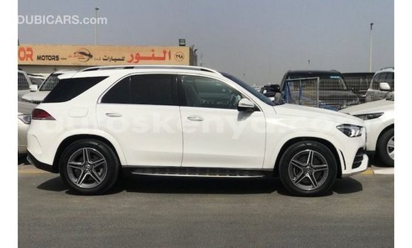 Imported Mercedes‒Benz GLE White Makiinaa iti Import - Dubai keessatti Central Kenya keessatti Imported Mercedes‒Benz GLE White Makiinaa iti Import - Dubai keessatti Central Kenya keessatti