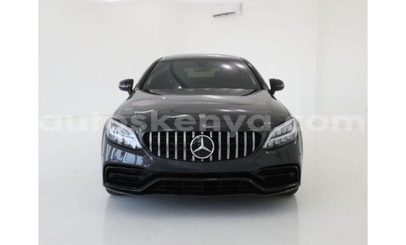 Imported Mercedes‒Benz 1117 Black Netiree iti Import - Dubai keessatti Central Kenya keessatti Imported Mercedes‒Benz 1117 Black Netiree iti Import - Dubai keessatti Central Kenya keessatti