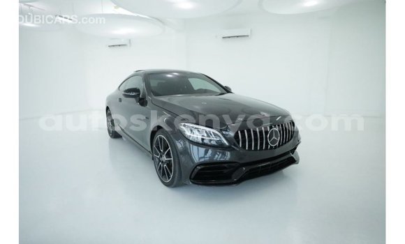 Imported Mercedes‒Benz 1117 Black Netiree iti Import - Dubai keessatti Central Kenya keessatti Imported Mercedes‒Benz 1117 Black Netiree iti Import - Dubai keessatti Central Kenya keessatti