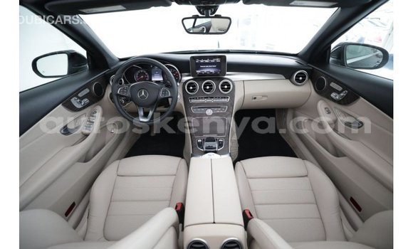 Nunua Imported Mercedes‒Benz 1117 Nyeusi Lori ndani ya Import - Dubai nchini Kati Kenya Nunua Imported Mercedes‒Benz 1117 Nyeusi Lori ndani ya Import - Dubai nchini Kati Kenya