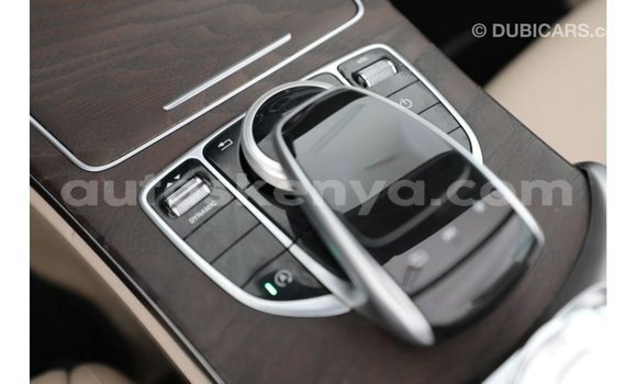 Nunua Imported Mercedes‒Benz 1117 Nyeusi Lori ndani ya Import - Dubai nchini Kati Kenya Nunua Imported Mercedes‒Benz 1117 Nyeusi Lori ndani ya Import - Dubai nchini Kati Kenya