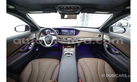 Buy Import Mercedes‒Benz 1117 Blue Truck in Import - Dubai in Central Kenya Buy Import Mercedes‒Benz 1117 Blue Truck in Import - Dubai in Central Kenya