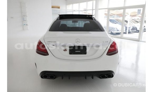 Nunua Imported Mercedes‒Benz 1117 Nyeupe Lori ndani ya Import - Dubai nchini Kati Kenya Nunua Imported Mercedes‒Benz 1117 Nyeupe Lori ndani ya Import - Dubai nchini Kati Kenya