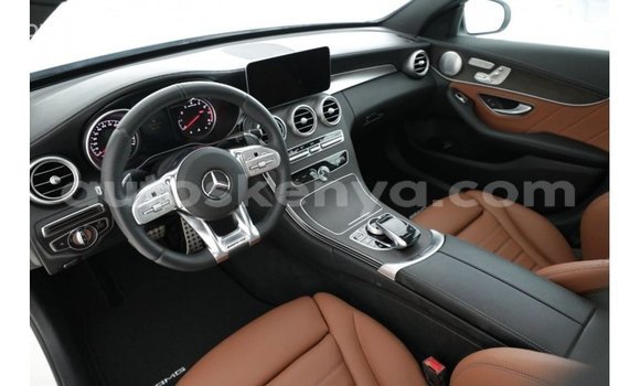 Nunua Imported Mercedes‒Benz 1117 Nyeupe Lori ndani ya Import - Dubai nchini Kati Kenya Nunua Imported Mercedes‒Benz 1117 Nyeupe Lori ndani ya Import - Dubai nchini Kati Kenya